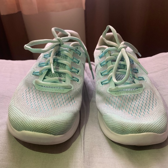 Nike Free Run Flyknit - Picture 4 of 7